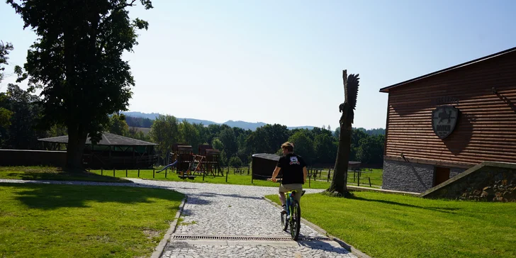 Pohoda na ranči v Českej Sibíri: jedlo, privátne wellness, ochutnávka špecialít aj vychádzky na koňoch