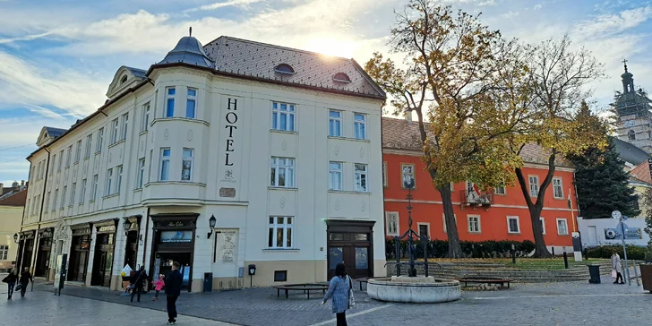Romantický pobyt v centre barokového Győru: štýlové izby, raňajky a deti do 1,99 rokov zadarmo