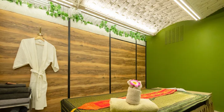 Thajské masáže: Tradičná, olejová, masáž hlavy, ramien a chrbta či Body srub & oil