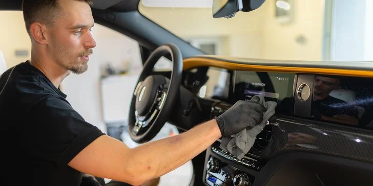 Umytie exteriéru vozidla, tepovanie alebo leštenie s voskovaním v LS Car Effect
