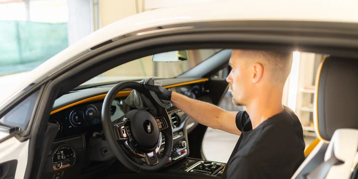 Umytie exteriéru vozidla, tepovanie alebo leštenie s voskovaním v LS Car Effect