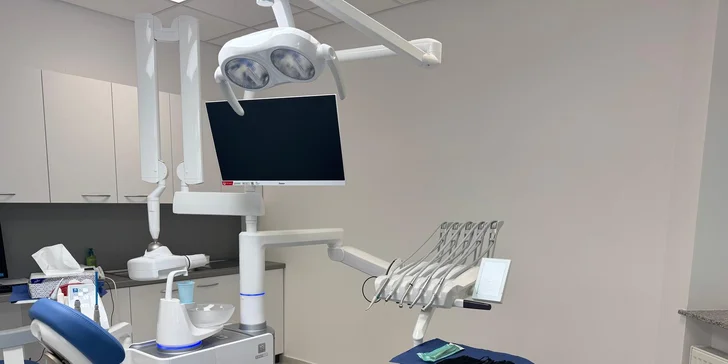 Komplexná dentálna hygiena s Air flow pieskovaním pre dospelých