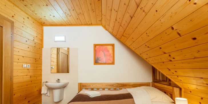Útulné apartmány pri Bojniciach: relax na vidieku, výhľad na hory a vôňa čerstvého pečiva na raňajky