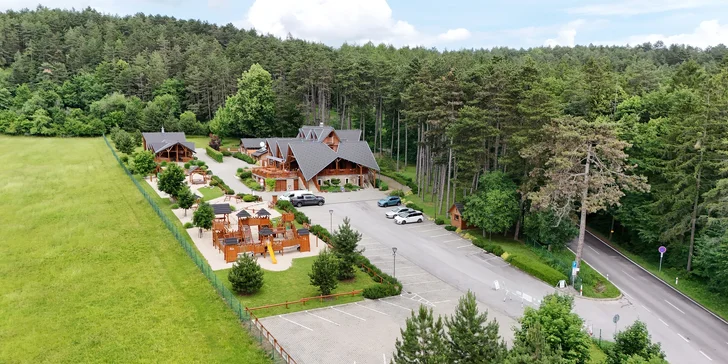 Útulné apartmány pri Bojniciach: relax na vidieku, výhľad na hory a vôňa čerstvého pečiva na raňajky