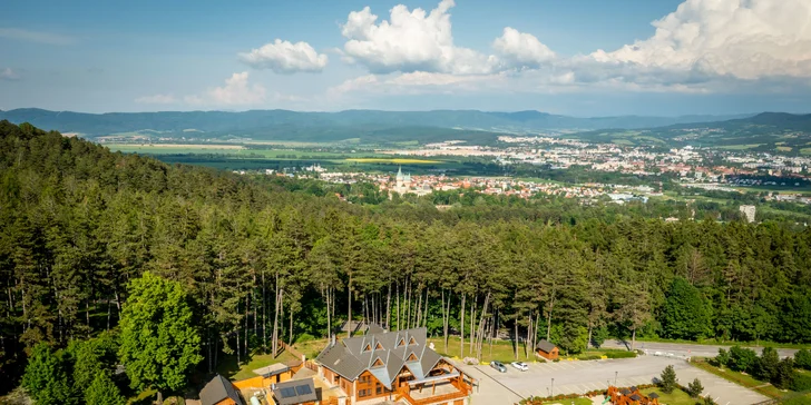 Útulné apartmány pri Bojniciach: relax na vidieku, výhľad na hory a vôňa čerstvého pečiva na raňajky