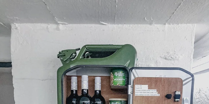 Devínske jazero: zážitkové ubytovanie v bunkri pre 2 dobrodruhov