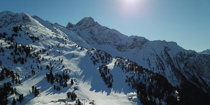 Tirolský Ötztal: hotel s neobmedzeným wellness a polpenziou a lyžovanie