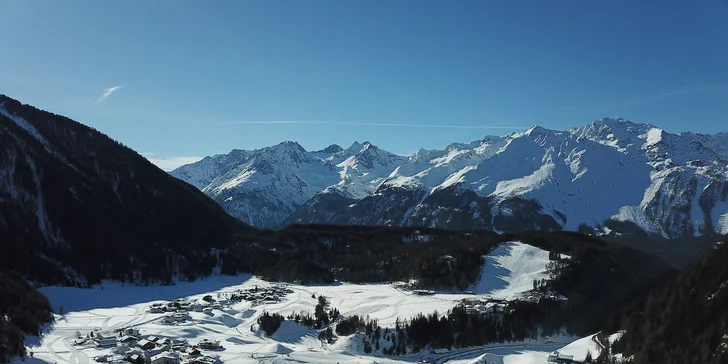 Tirolský Ötztal: hotel s neobmedzeným wellness a polpenziou a lyžovanie