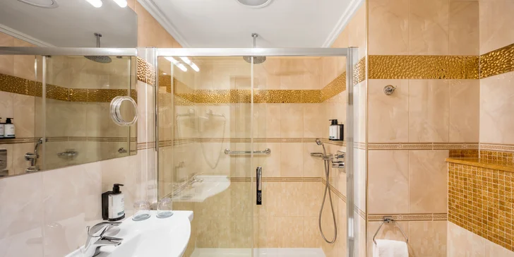 Čarokrásny pobyt priamo na Václavskom námestí: 5* luxusný hotel s raňajkami
