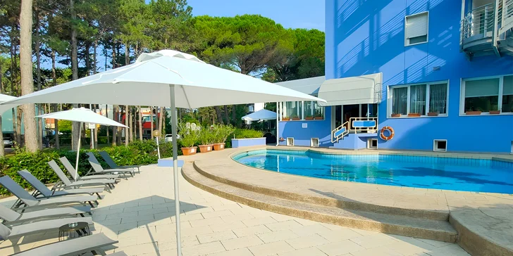 Rodinný pobyt v talianskom Bibione: 4* hotel vr. raňajkami, hotelového bazéna a požičanie bicyklov, 500 m od pláže