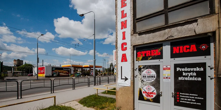 Zastrieľajte si na strelnici pod dohľadom inštruktora aj bez zbrojného preukazu