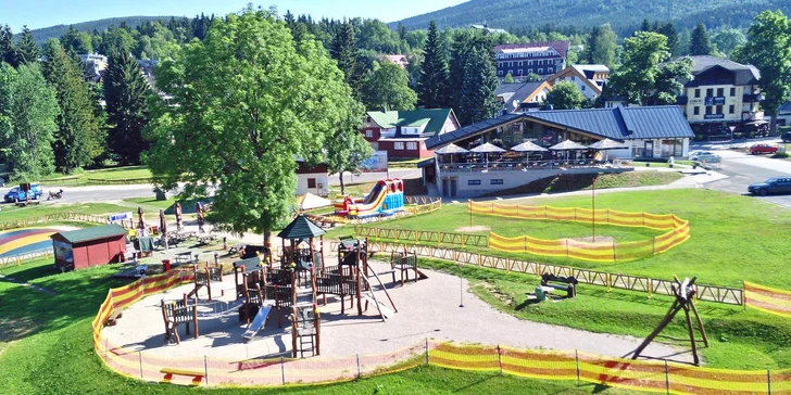Rodinný pobyt v Harrachove: jedlo, relax aj kolobežky