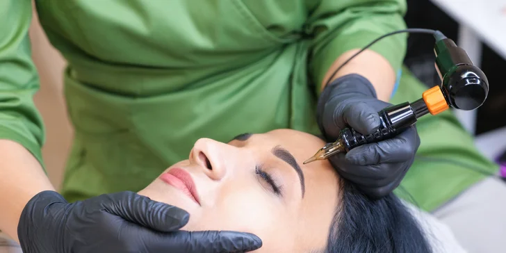 Všetko pre krásne obočie: Microblading, Powder Brows alebo laminácia