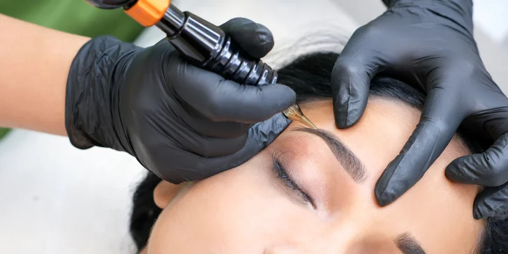 Všetko pre krásne obočie: Microblading, Powder Brows alebo laminácia