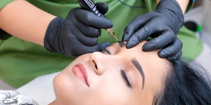 Všetko pre krásne obočie: Microblading, Powder Brows alebo laminácia