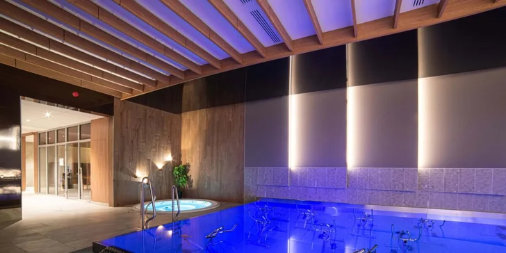 Perfektná dovolenka pre rodiny s deťmi: hotel 100 m od pláže, bazén, sauna aj animácie