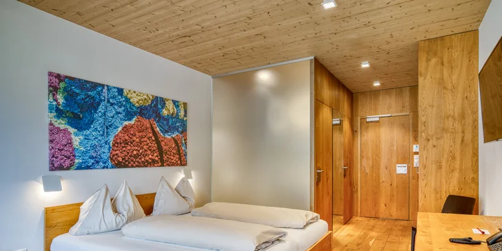 Pohodová dovolenka v Alpách: tirolský hotel s polpenziou, neobmedzene sauny, karta výhod