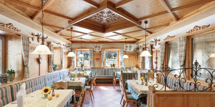 Pohodová dovolenka v Alpách: tirolský hotel s polpenziou, neobmedzene sauny, karta výhod