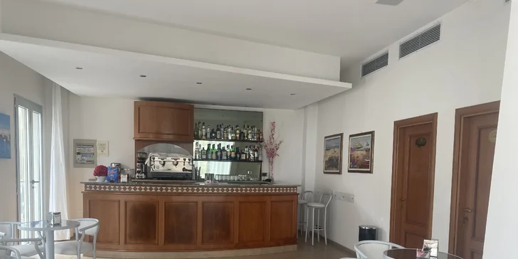 Dovolenka v talianskom Rimini: 3* hotel pár krokov od pláže so stravou