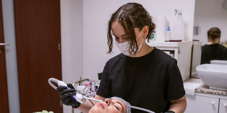 Pleťové ošetrenia v AVA LAB: Oxygenoterapia slebo rádiofrekvencia s kompletným čistením pleti