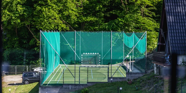 Moderný rodinný SPA rezort na brehu Rožnovského jazera s wellness