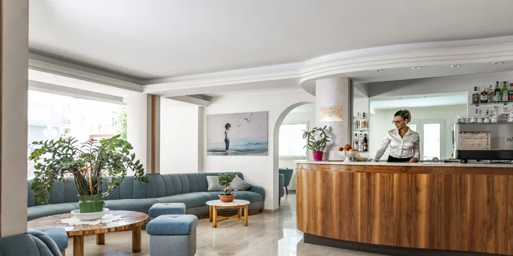 Rimini: 3* hotel pri pláži s polpenziou, bazénom a zľavou