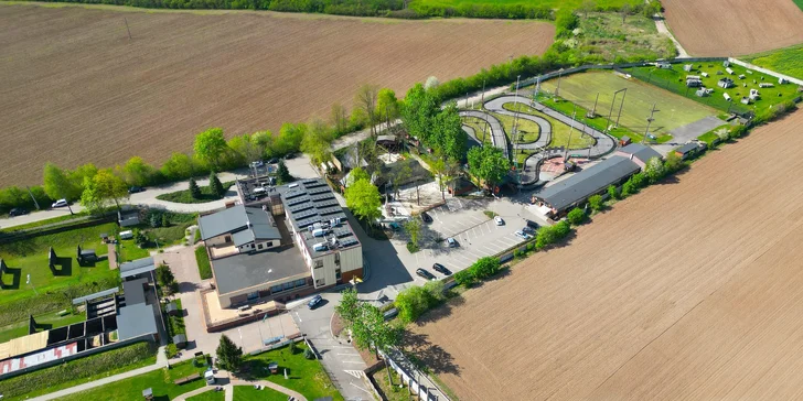 Zážitky s jedlom aj wellness: strelnica, lanový park, motokáry