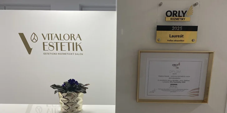 Karbónový Hollywood peeling alebo omladenie kyselinou hyalurónovou
