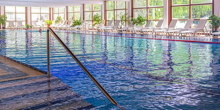 Dovolenka pri Balatone: 4* hotel pri pláži s bazénmi a wellness