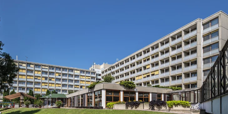 Dovolenka pri Balatone: 4* hotel pri pláži s bazénmi a wellness