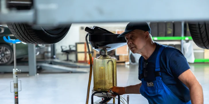 Výmena motorového oleja a filtrov aj s materiálom