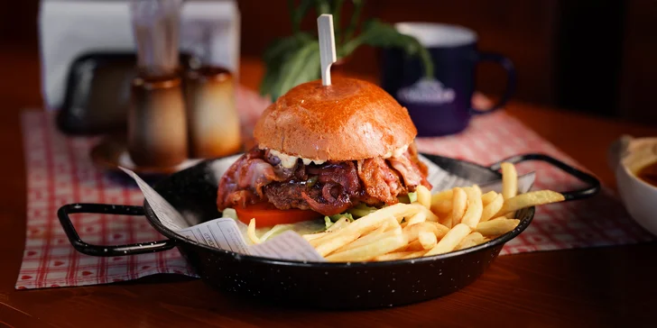 Stodola burger, richtársky tanier, rebrá alebo hovädzí rump steak