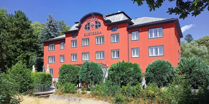 Parádny relax v Krušných horách: raňajky alebo polpenzia, wellness aj zľava na Klínovec a do múzeí
