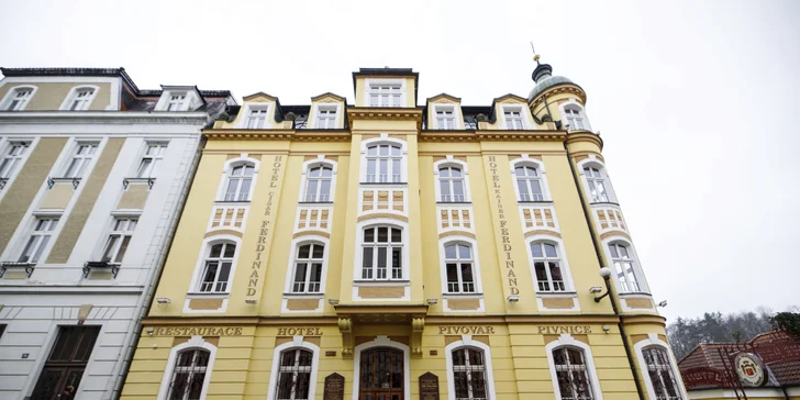 Dovolenka v podhradí: pobyt s raňajkami pri hrade Loket, vstup do dvoch múzeí v cene