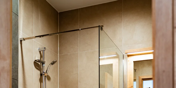 Slovinské Alpy: moderné ubytovanie pre pár aj rodinu, polpenzia aj adrenalín, až 2 deti zdarma