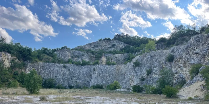 Dovolenka v Zámockom hoteli Lednice: terasa s výhľadom na zámok, raňajky alebo polpenzia a víno
