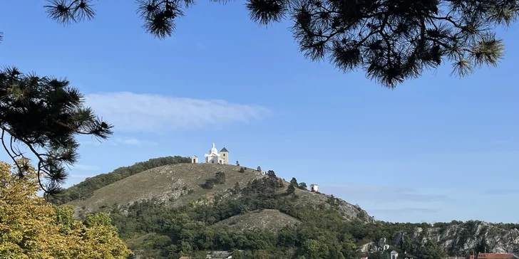 Pobyt v srdci Mikulova v Boutique hoteli Templ: raňajky, degustačné menu s párovaním vín a noc zdarma