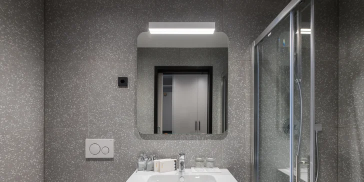 Pobrežné letovisko Strunjan: hotel priamo pri pláži, vr. raňajky a neobmedzeného wellness