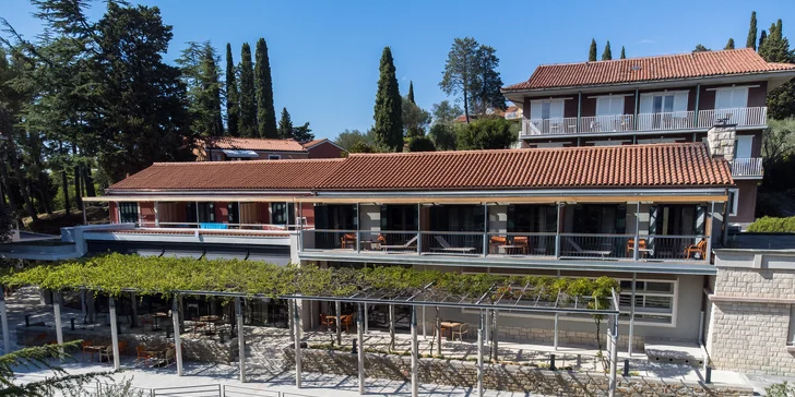 Pobrežné letovisko Strunjan: hotel priamo pri pláži, vr. raňajky a neobmedzeného wellness