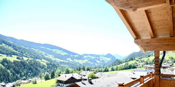 Luxus v Alpách: polpenzia, wellness a infinity bazén