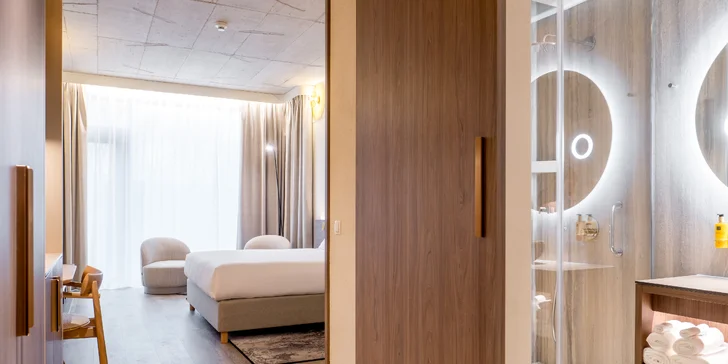 Nový hotel pri jazere Wisełka: pláže Baltu aj Volyňský park na dosah, wellness a polpenzia v cene