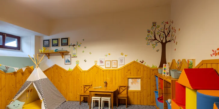 Horský hotel v Jasnej plný podmanivých výhľadov na brehu Vrbického plesa s wellness a stravou