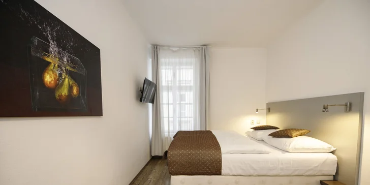 Pobyt v centre Českých Budějovíc: historická budova, raňajky a fľaša prosecca