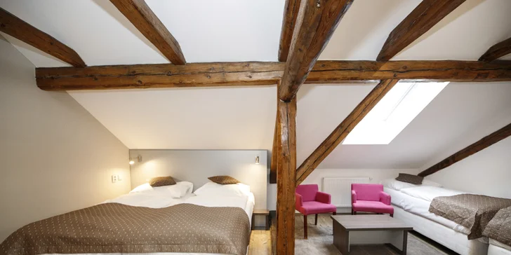 Pobyt v centre Českých Budějovíc: historická budova, raňajky a fľaša prosecca