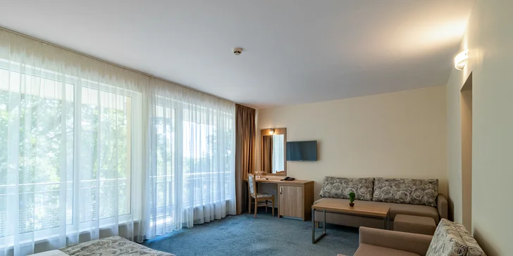 Rodinná dovolenka v Bulharsku: hotel 500 m od mora, animačný program, nový aquapark, 2 deti zdarma