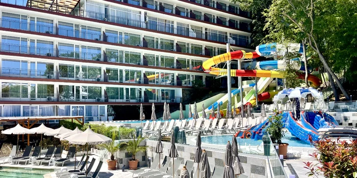 Rodinná dovolenka v Bulharsku: hotel 500 m od mora, animačný program, nový aquapark, 2 deti zdarma