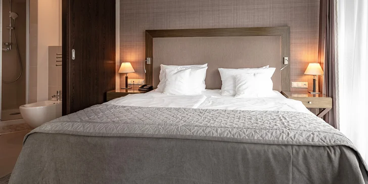 Dovolenka pri Balte: 5* hotel so súkromnou plážou, polpenzia aj neobmedzený vstup do termálneho wellness