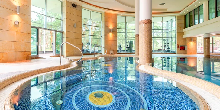 Dovolenka pri Balte: 5* hotel so súkromnou plážou, polpenzia aj neobmedzený vstup do termálneho wellness