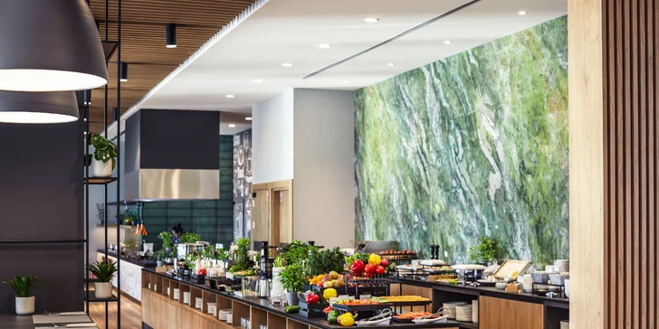 Pobyt v modernom hoteli vo Vroclave: raňajky alebo polpenzia a sauna