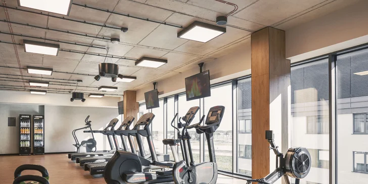 Pobyt v modernom hoteli vo Vroclave: raňajky alebo polpenzia a sauna